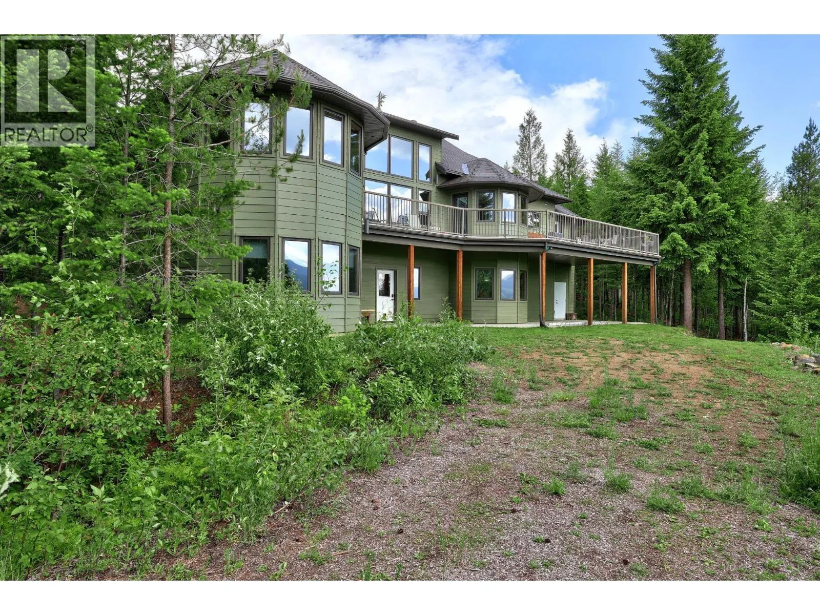 1249 CLEARWATER VALLEY Road