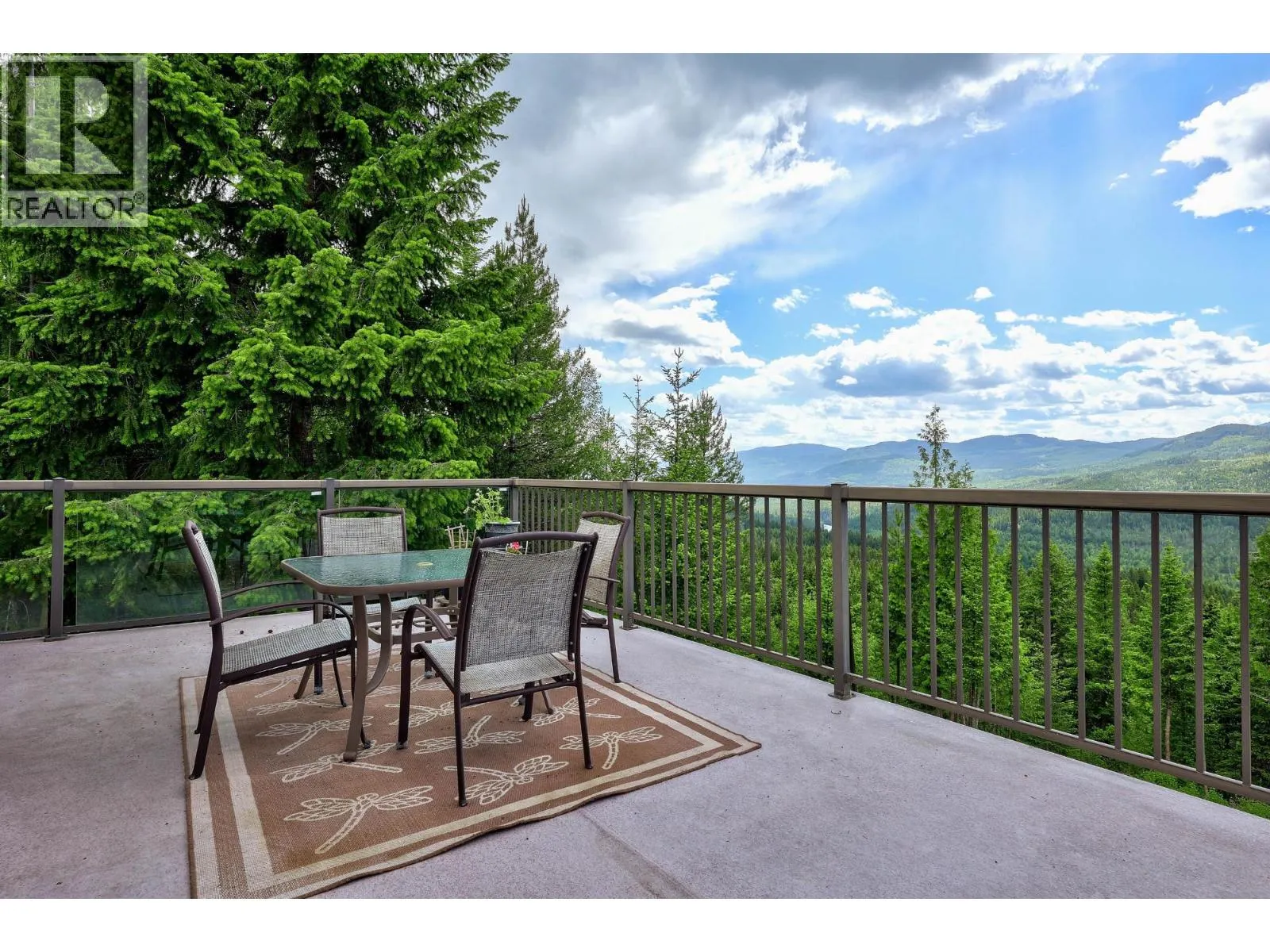 1249 CLEARWATER VALLEY Road
