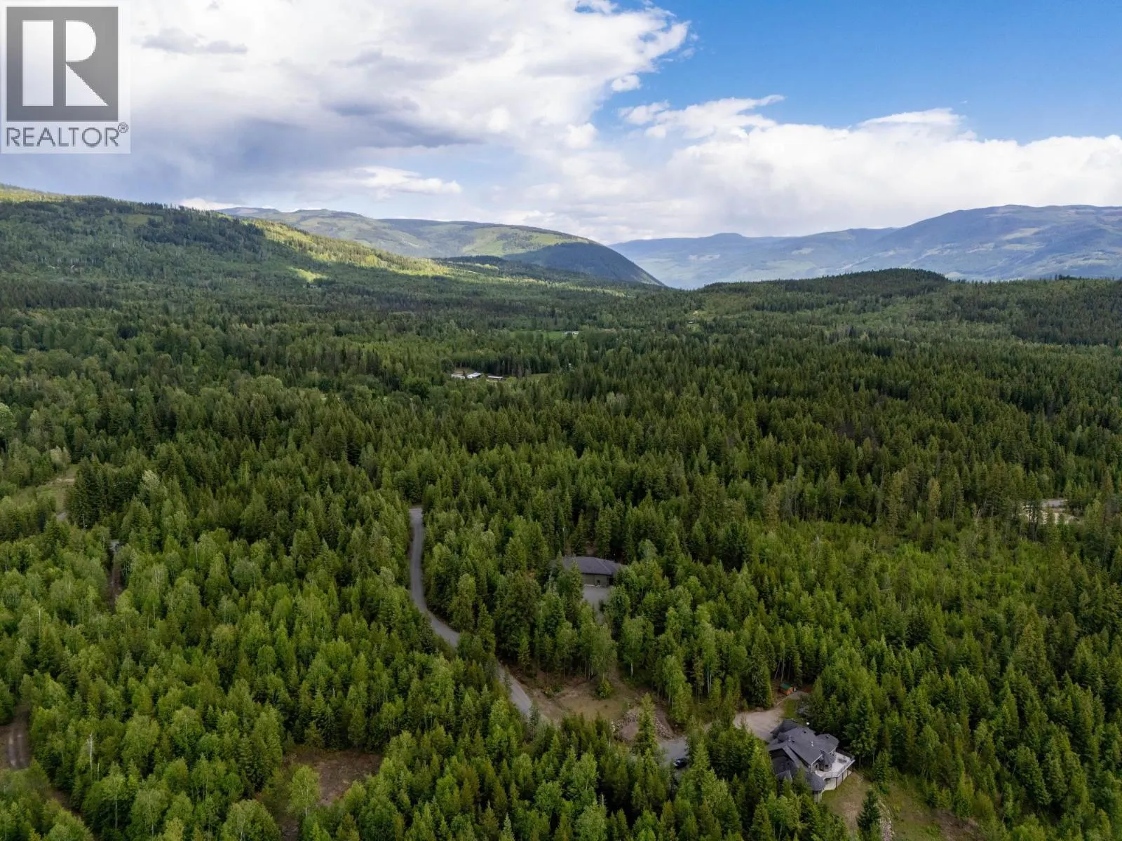 1249 CLEARWATER VALLEY Road