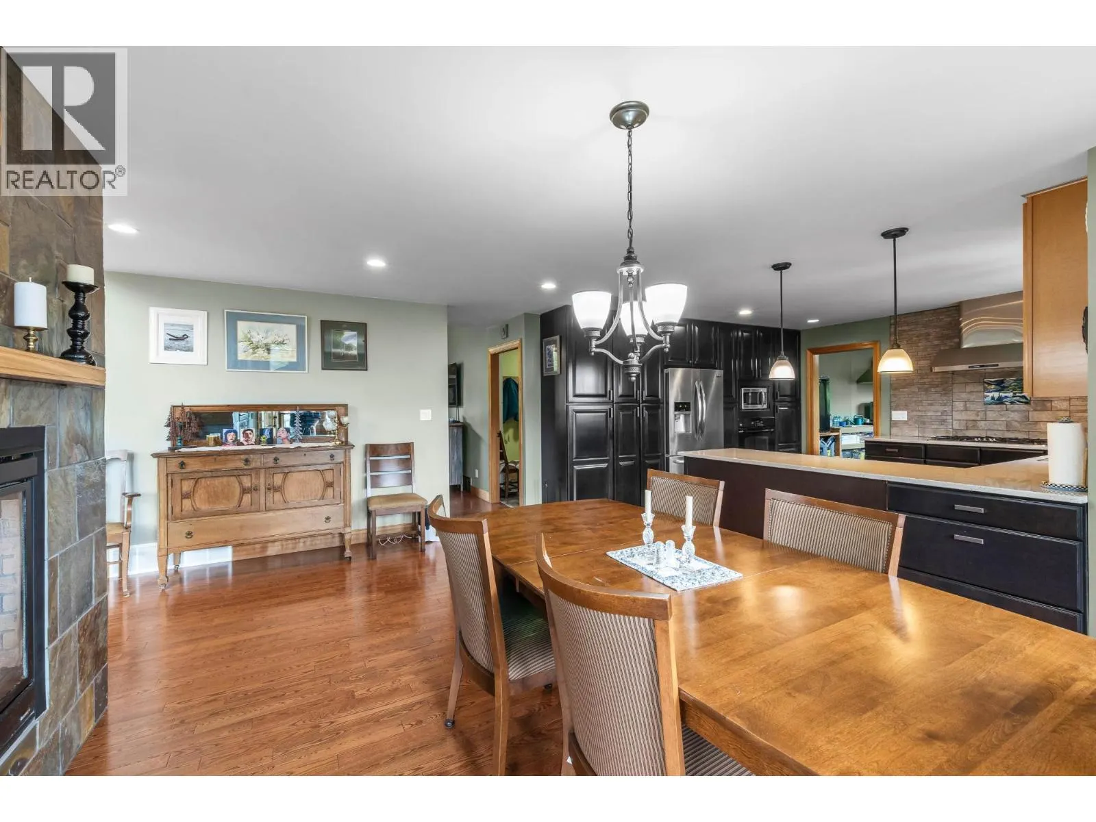 1249 CLEARWATER VALLEY Road