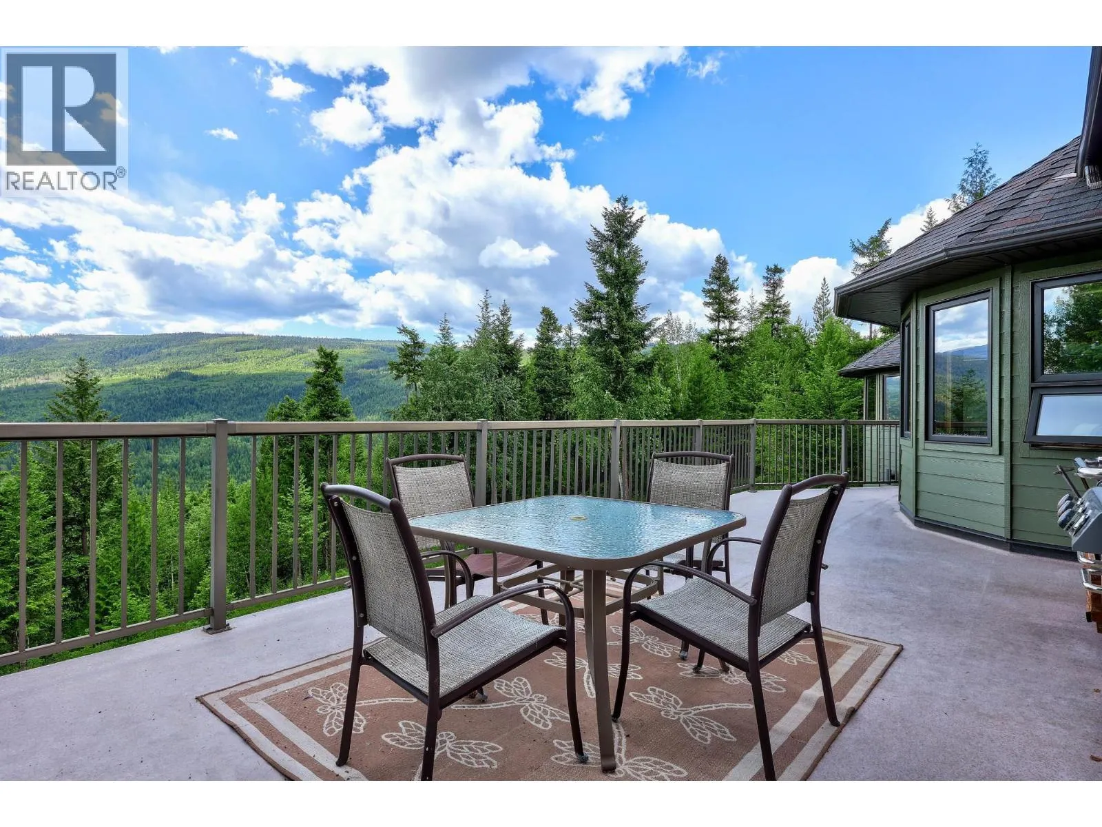 1249 CLEARWATER VALLEY Road