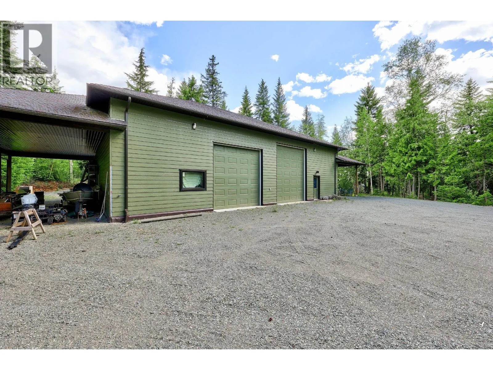 1249 CLEARWATER VALLEY Road