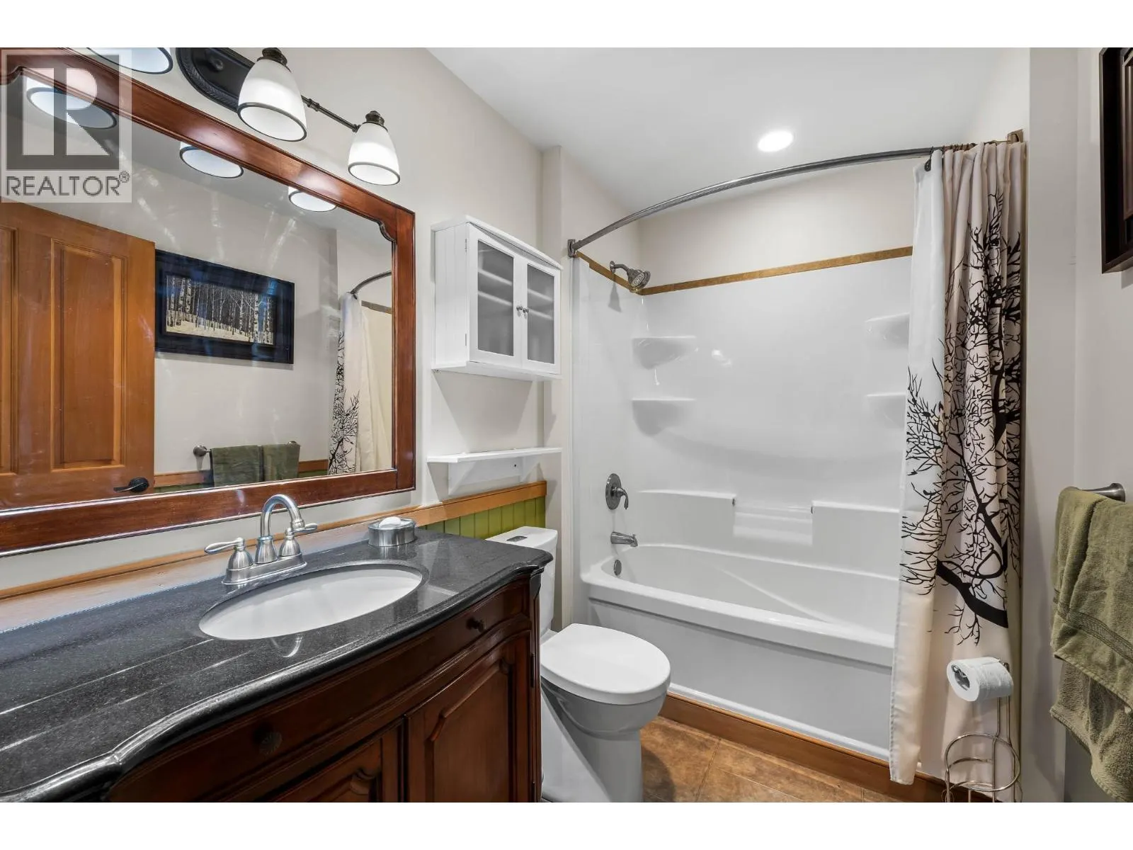 1249 CLEARWATER VALLEY Road