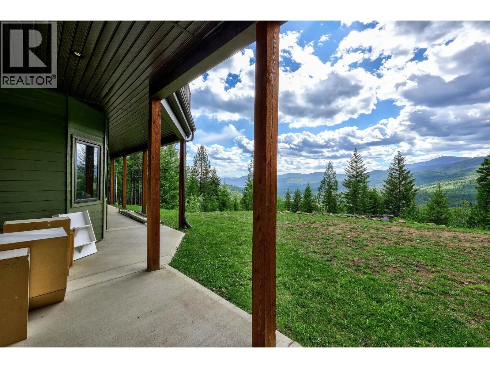 1249 CLEARWATER VALLEY Road