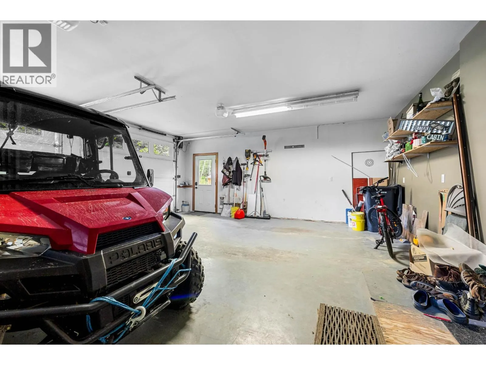 1249 CLEARWATER VALLEY Road