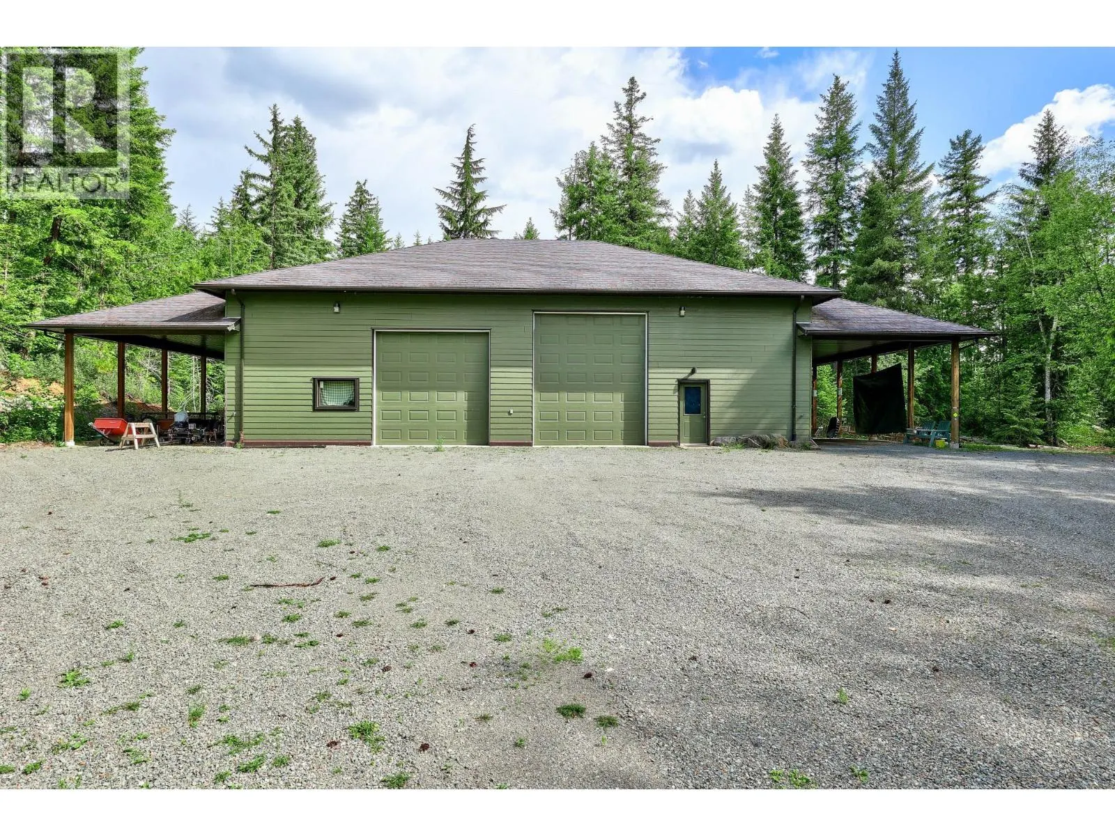 1249 CLEARWATER VALLEY Road