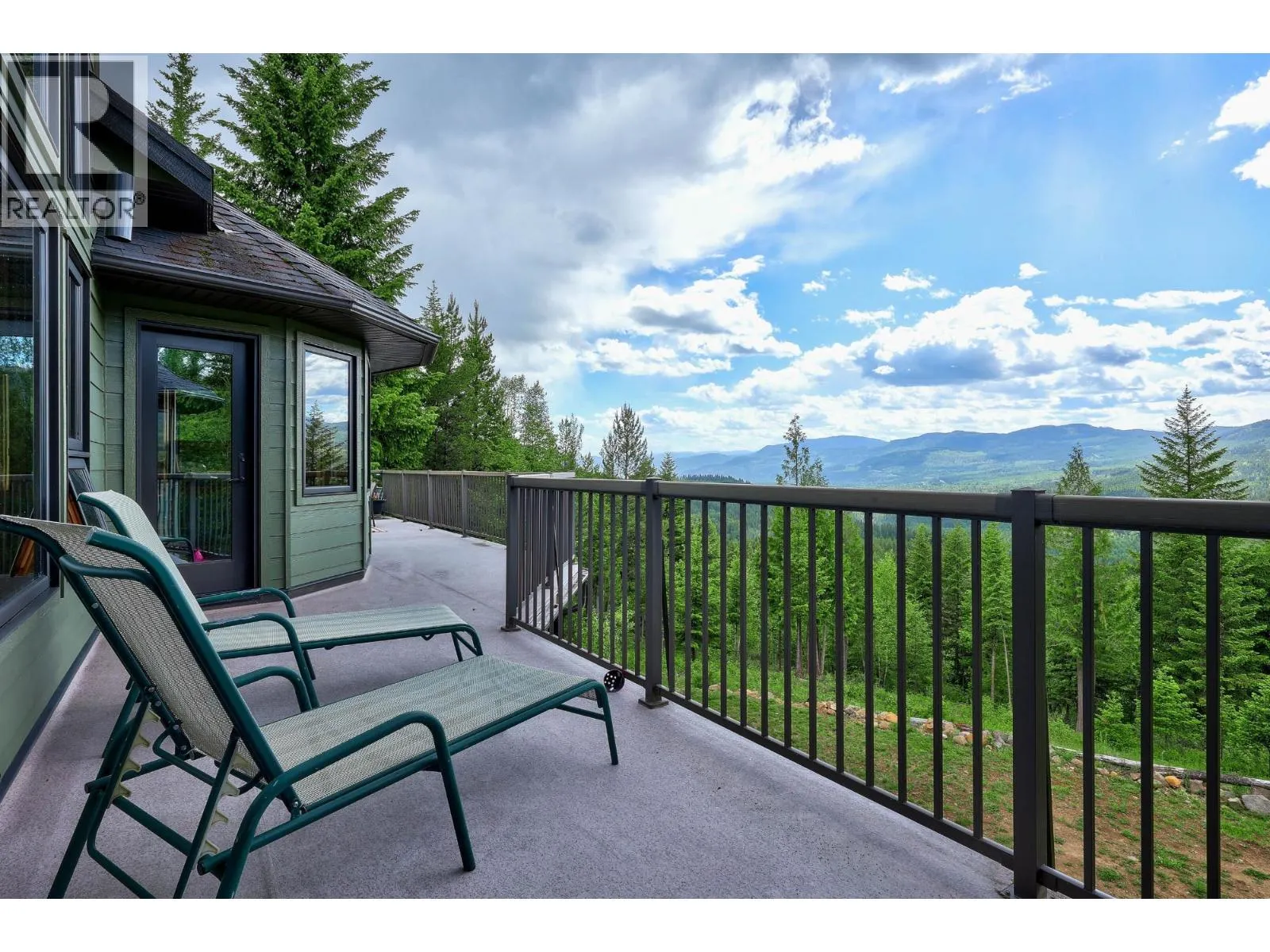 1249 CLEARWATER VALLEY Road