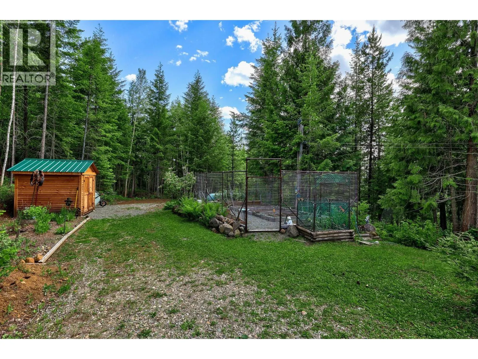 1249 CLEARWATER VALLEY Road