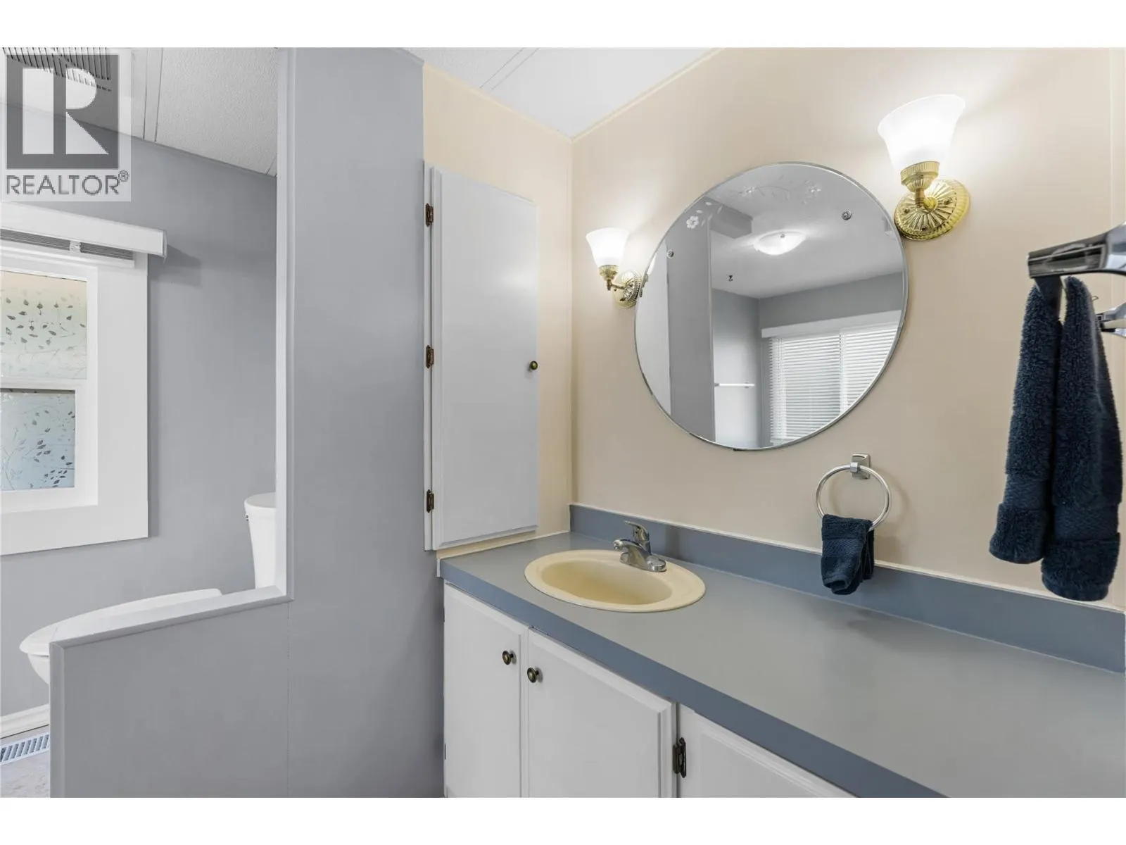 1881 Boucherie Road Unit# 37
