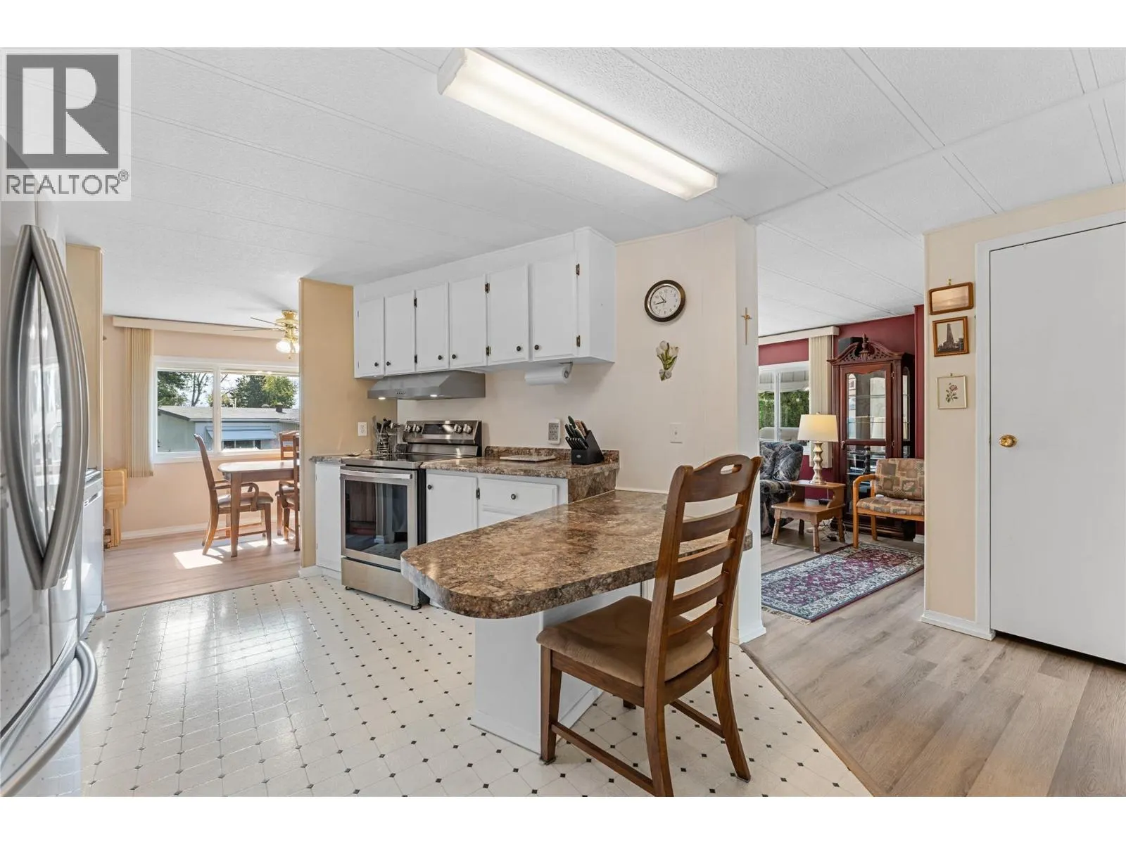 1881 Boucherie Road Unit# 37