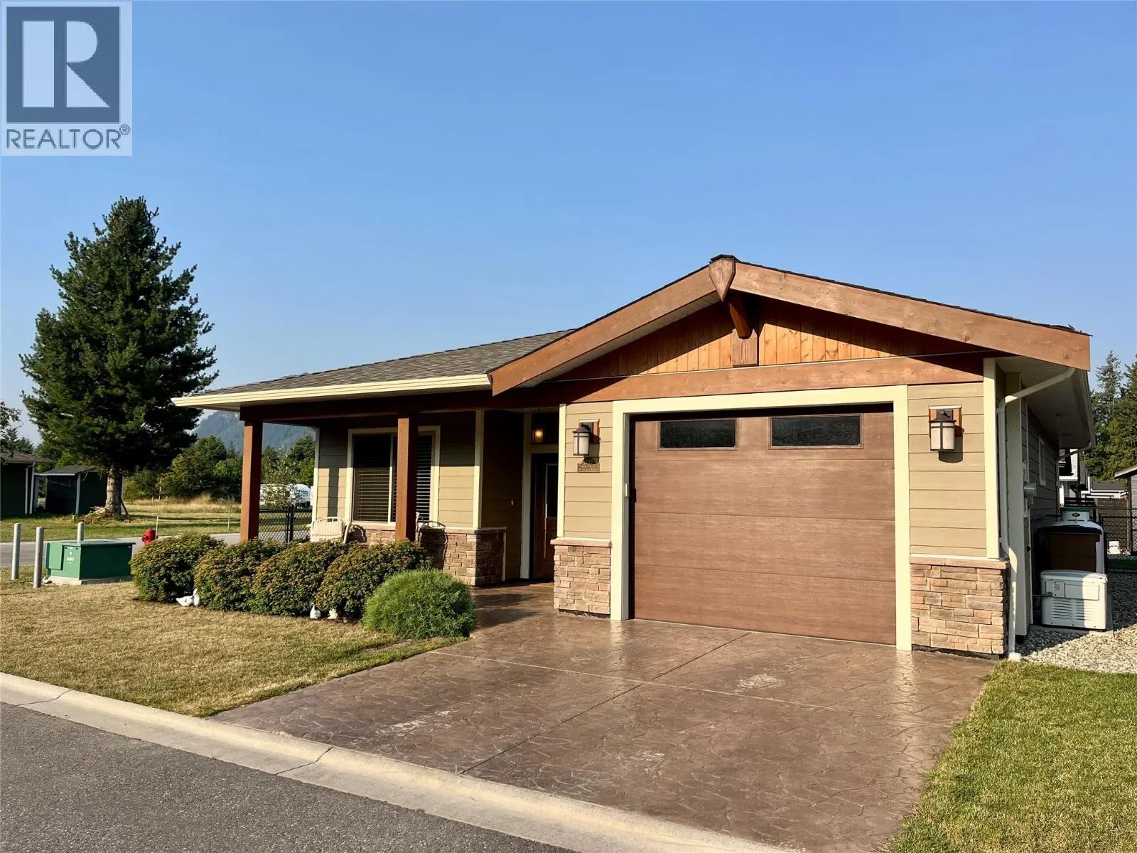 1132 Willow Row
