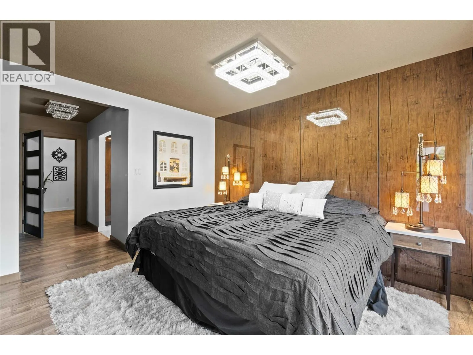 2449 Waverly Place