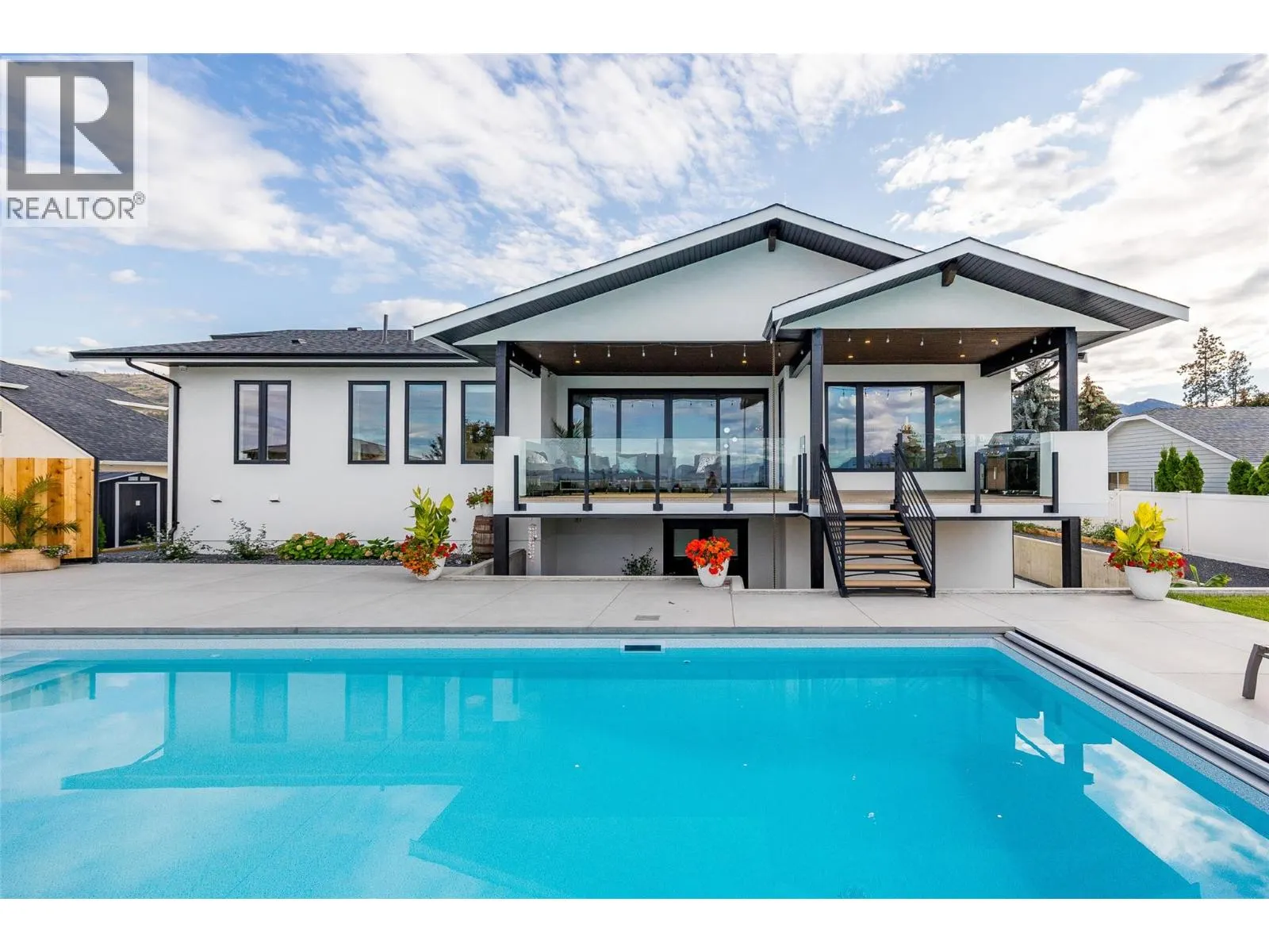 415 Curlew Drive
