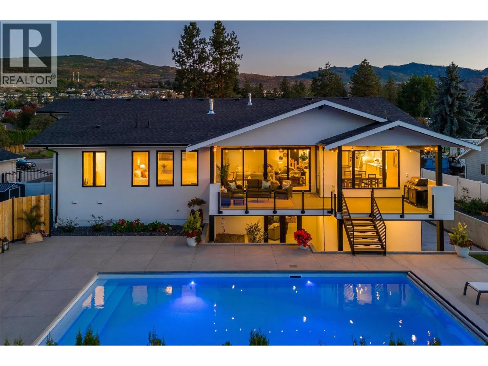 415 Curlew Drive