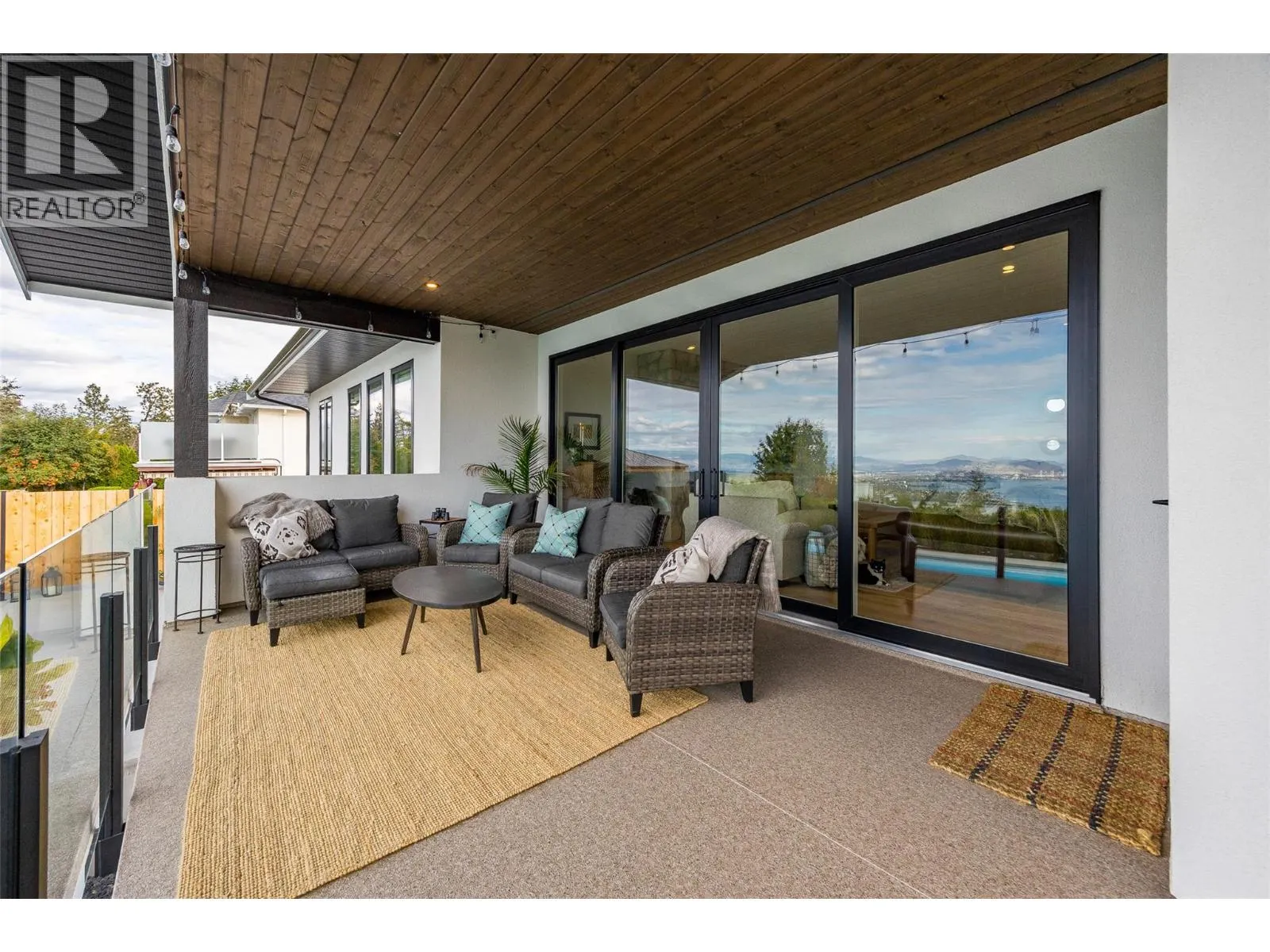 415 Curlew Drive