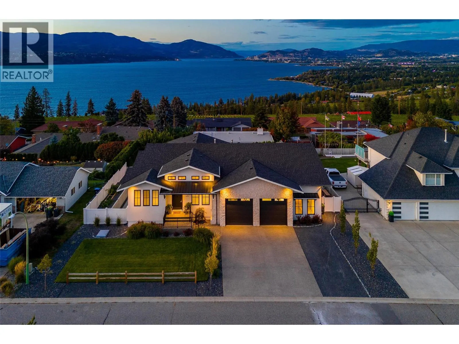 415 Curlew Drive