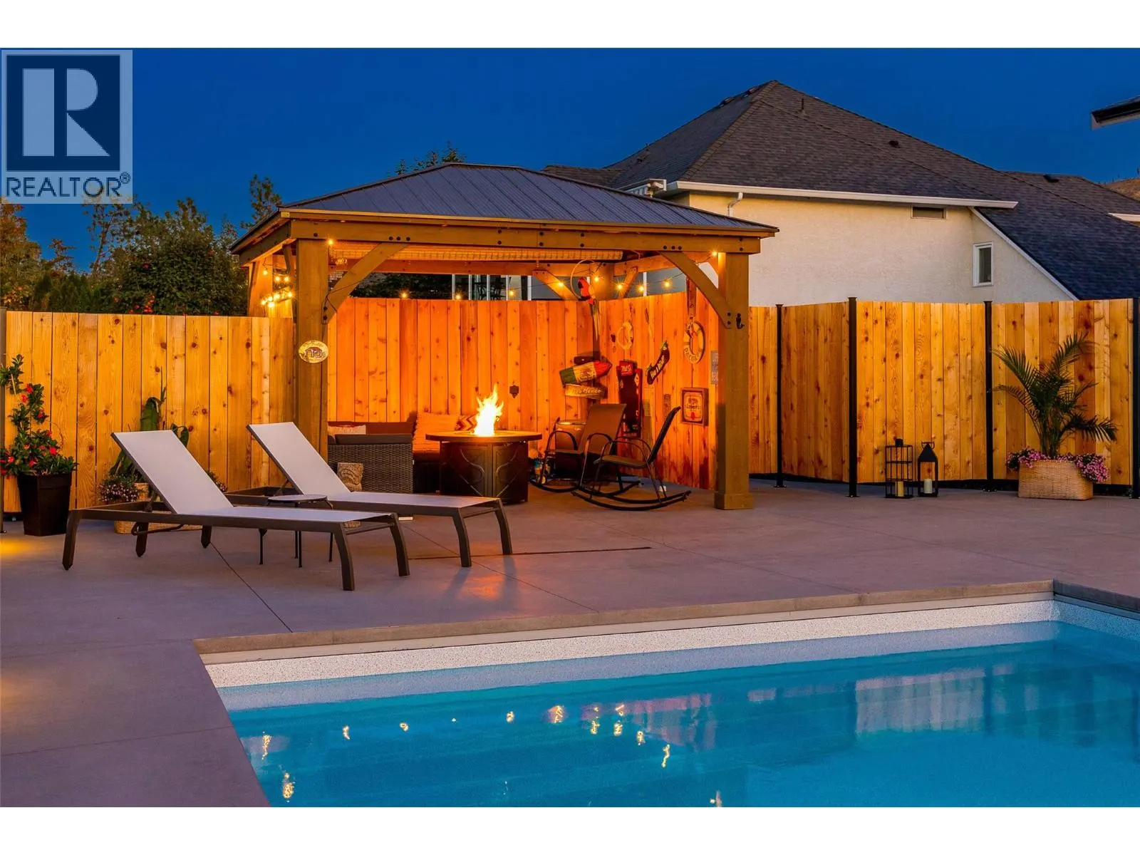 415 Curlew Drive
