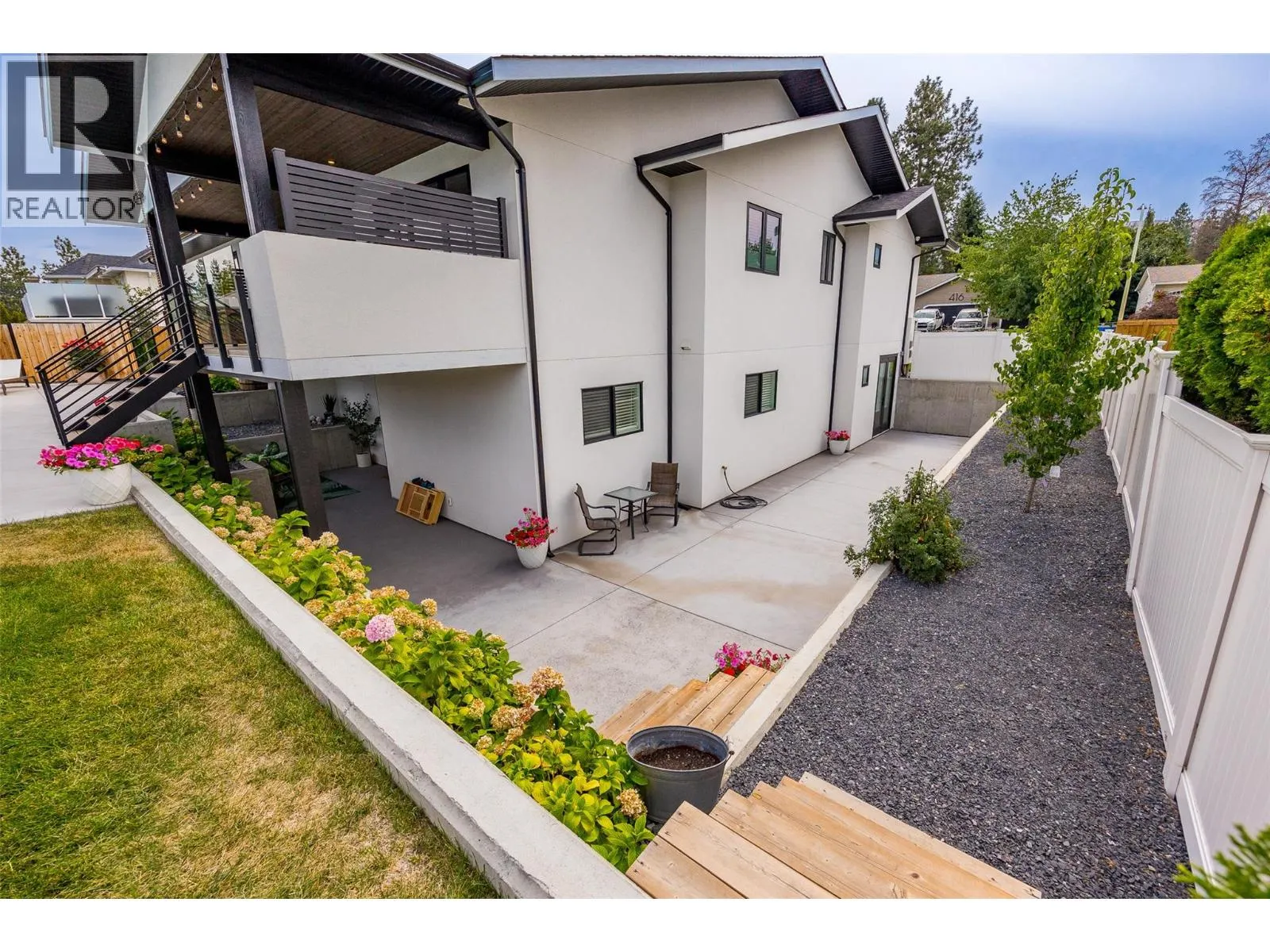 415 Curlew Drive