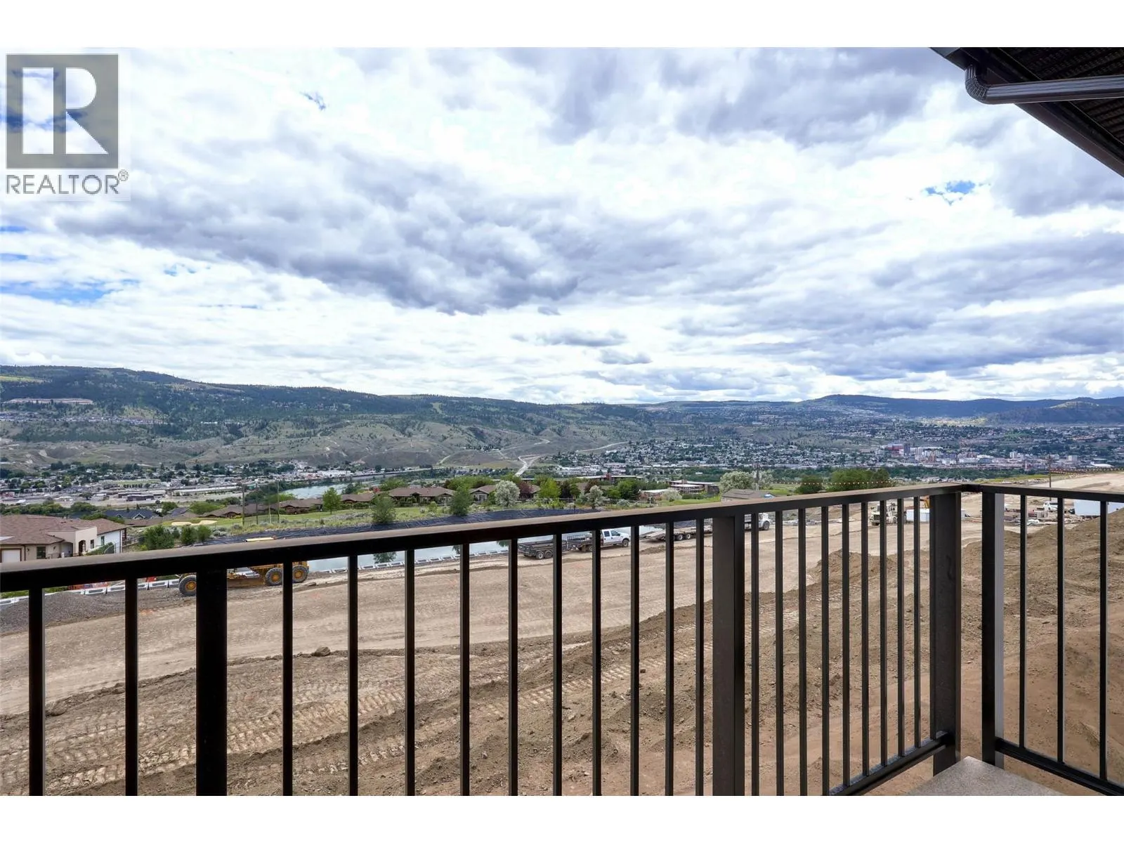 5038 SUN RIVERS Drive