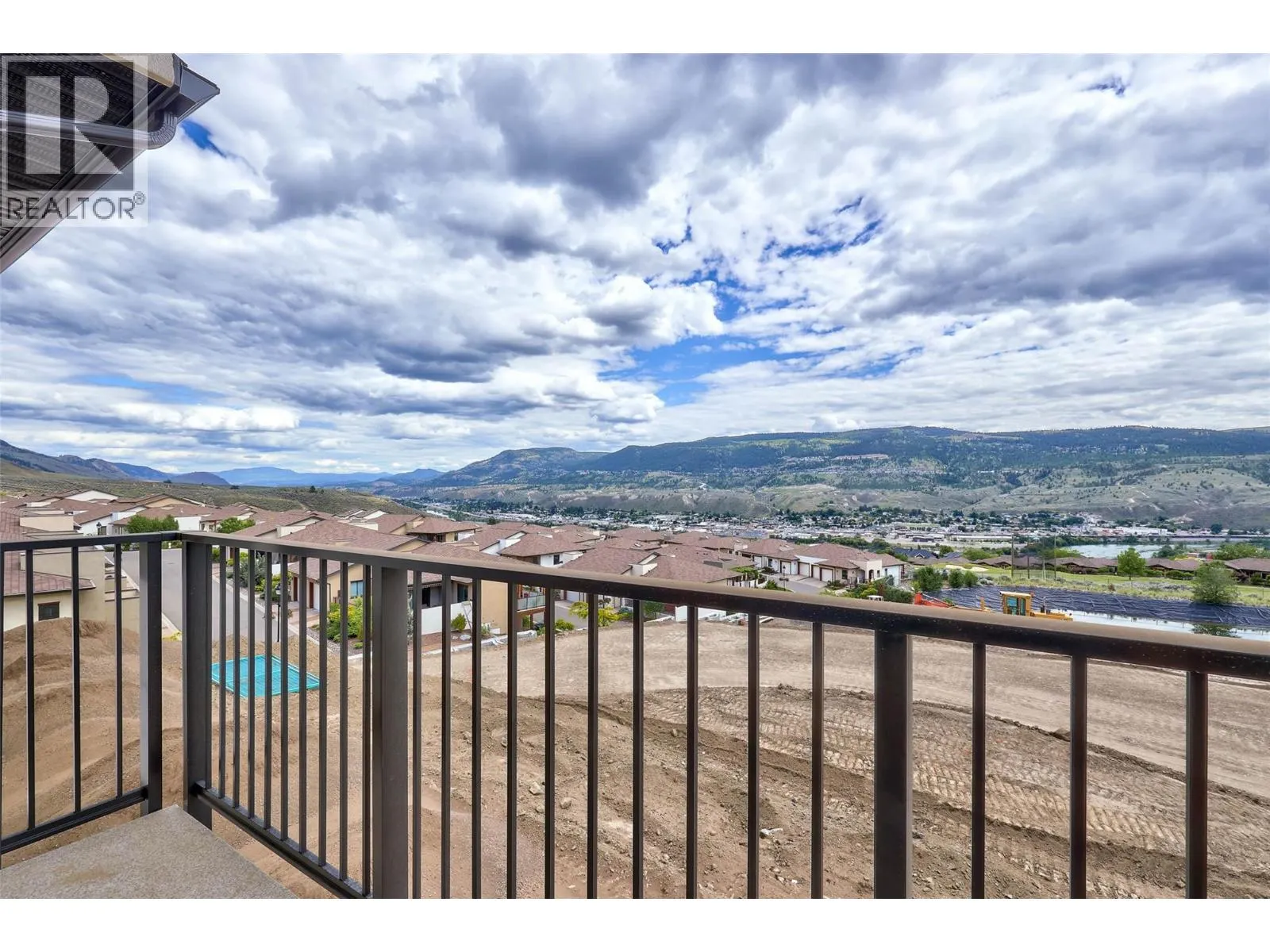5038 SUN RIVERS Drive