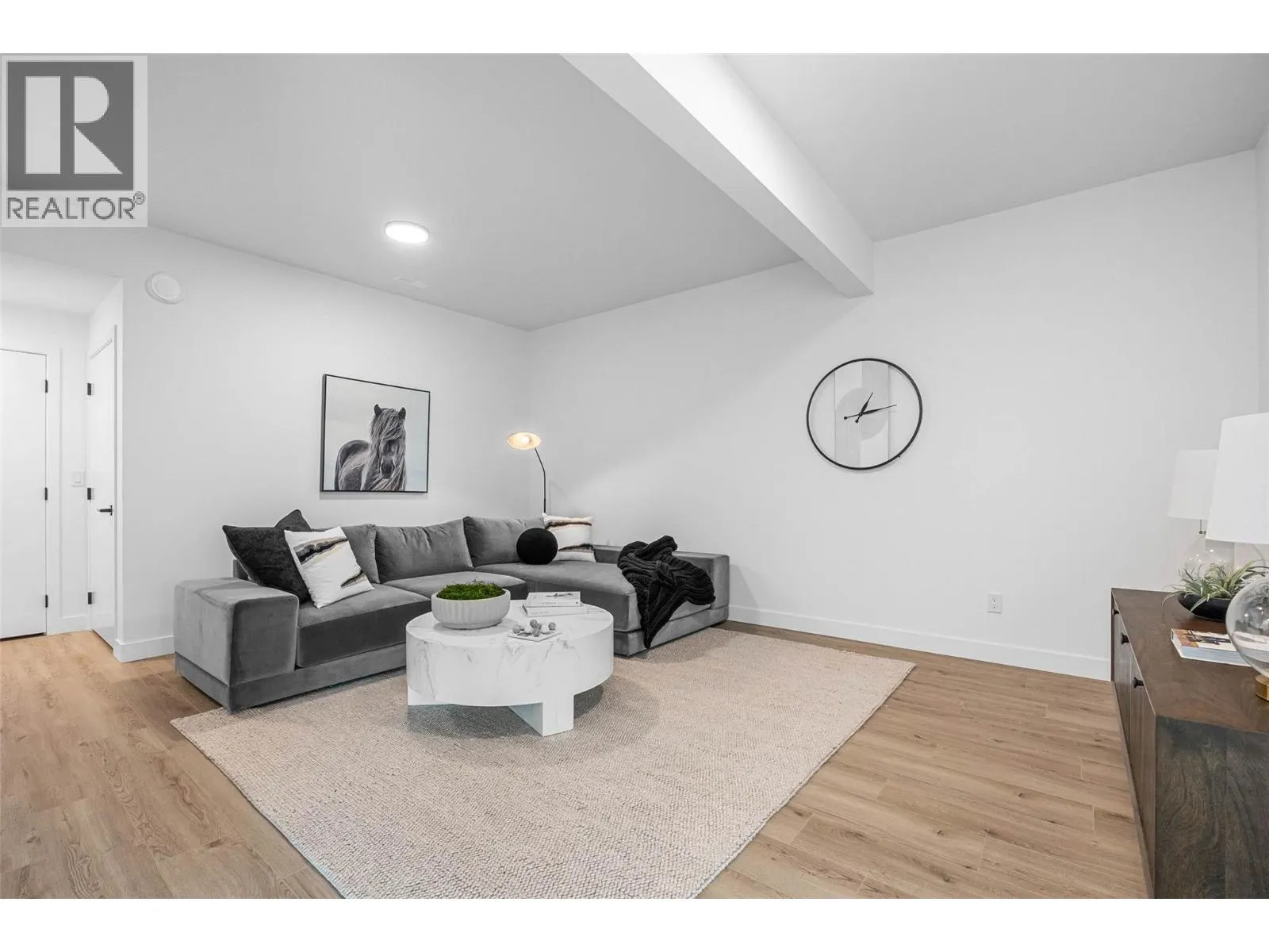 5038 SUN RIVERS Drive