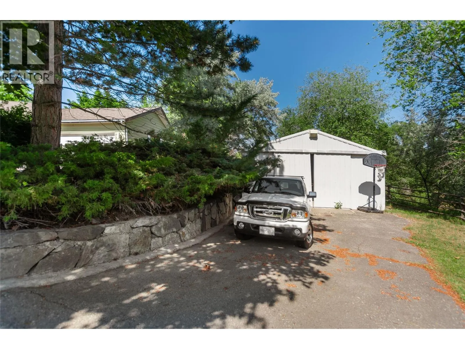 3575 VALLEYVIEW Road