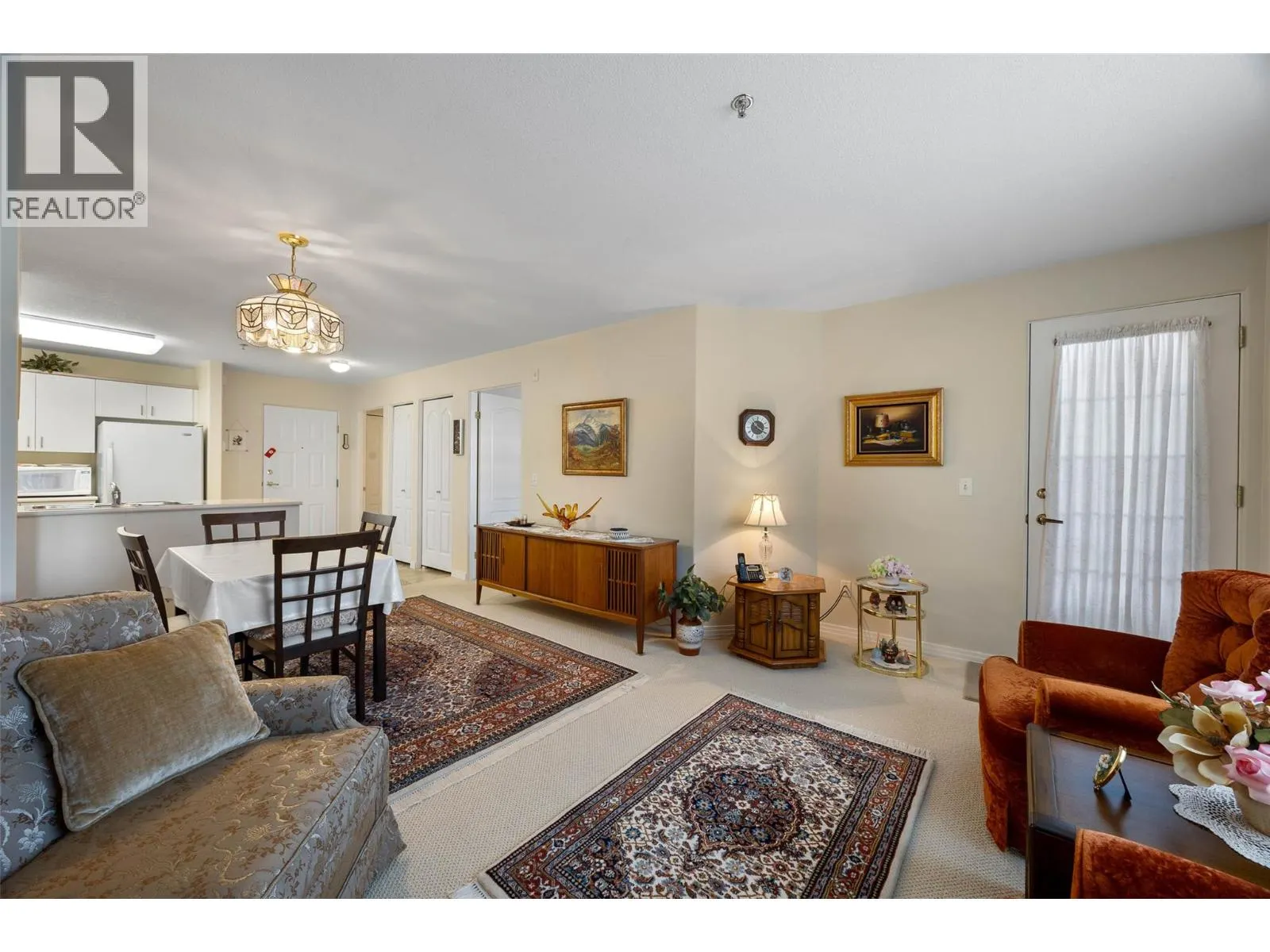 554 SEYMOUR Street Unit# 203