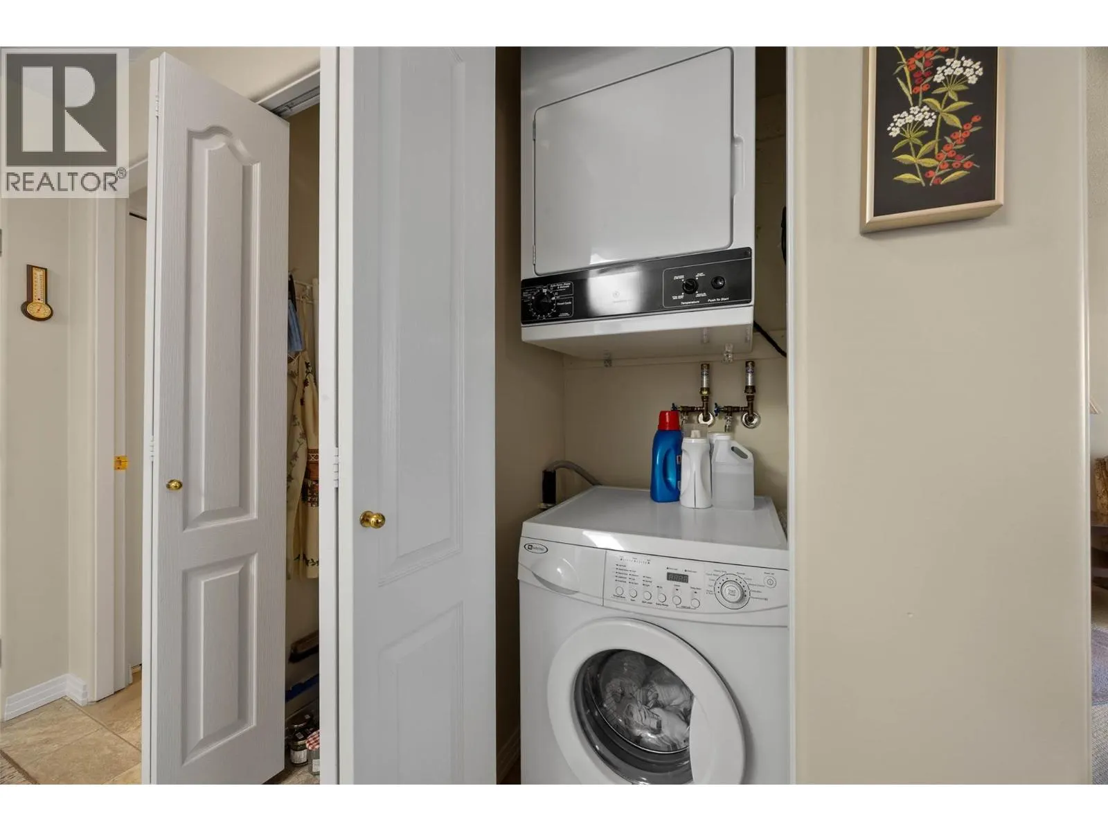 554 SEYMOUR Street Unit# 203
