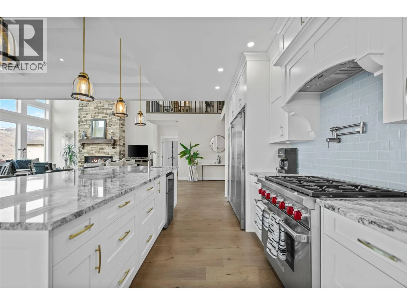 1330 MYRA Place