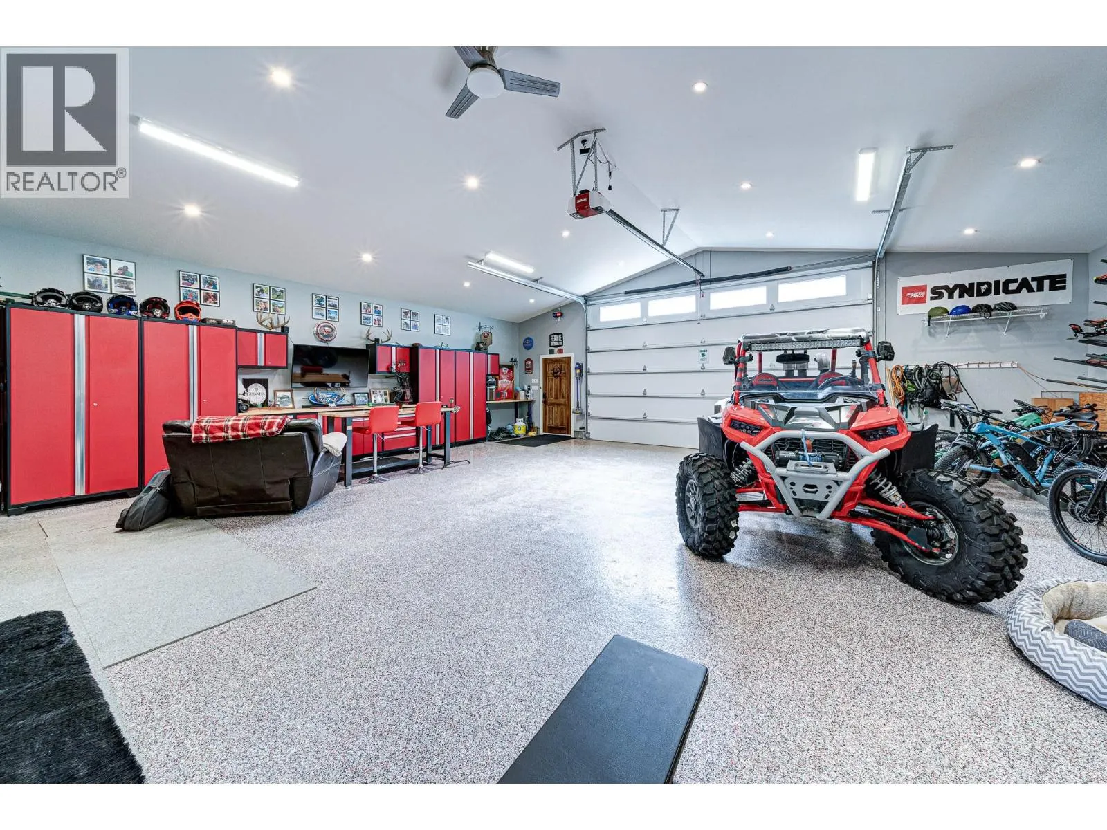 350 Canyon Trail