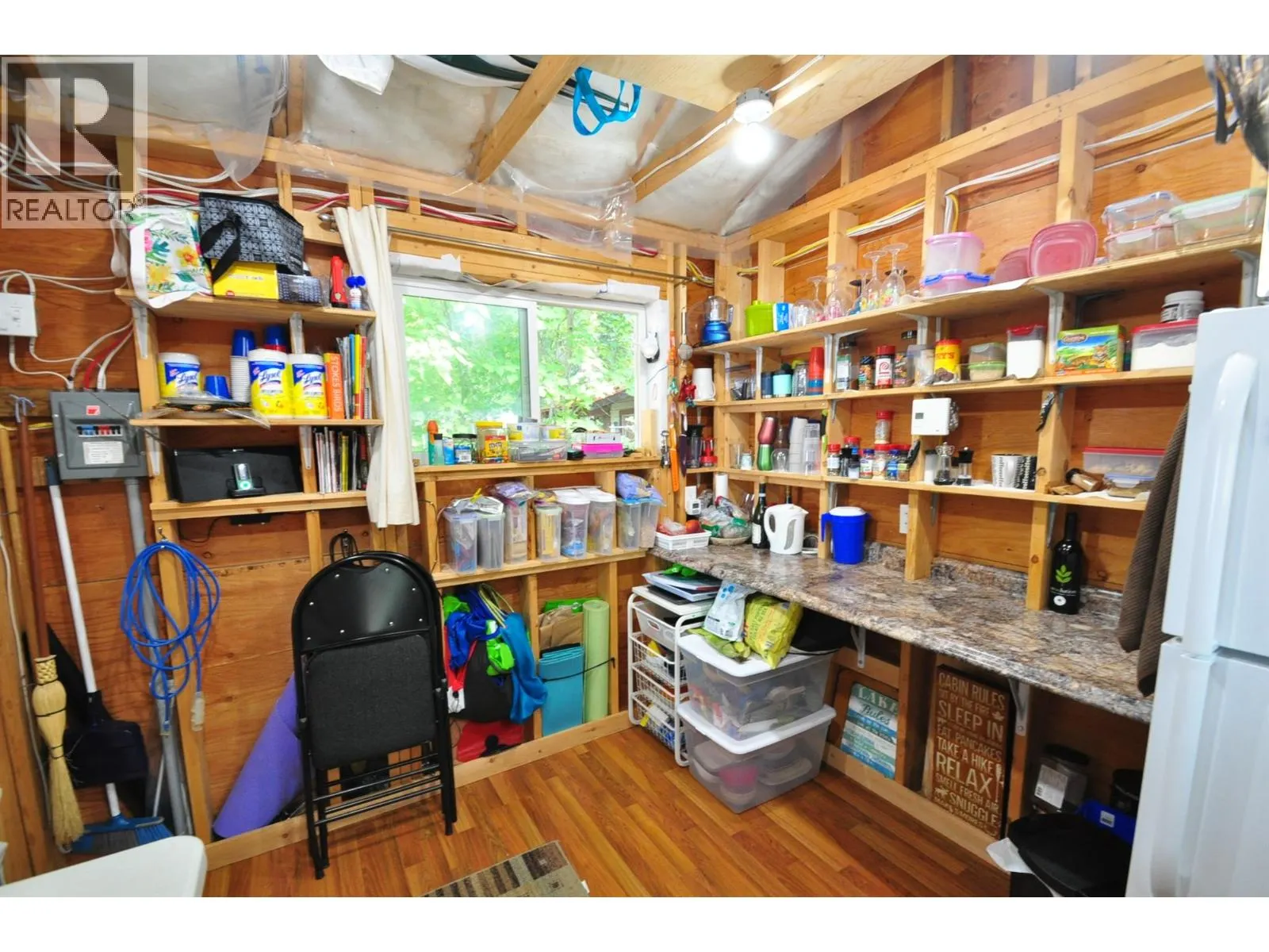 523 ROSEBERY LOOP Road