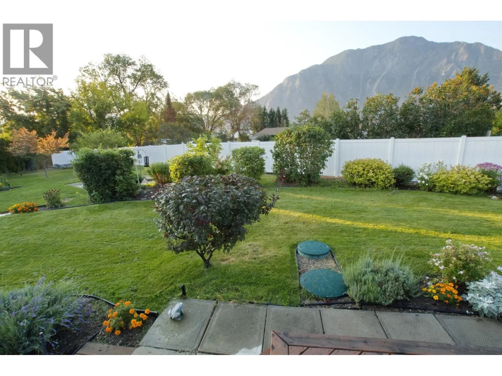 515 Vanderlinde Drive