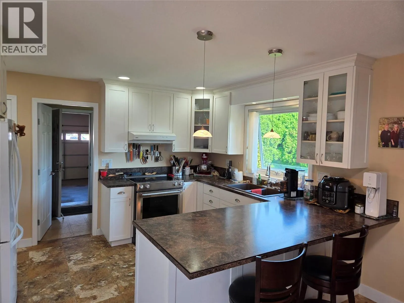 515 Vanderlinde Drive