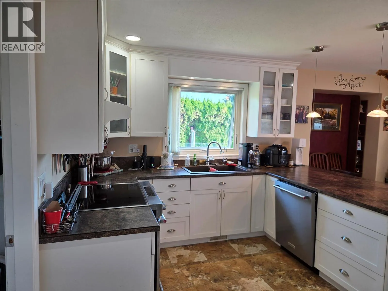 515 Vanderlinde Drive