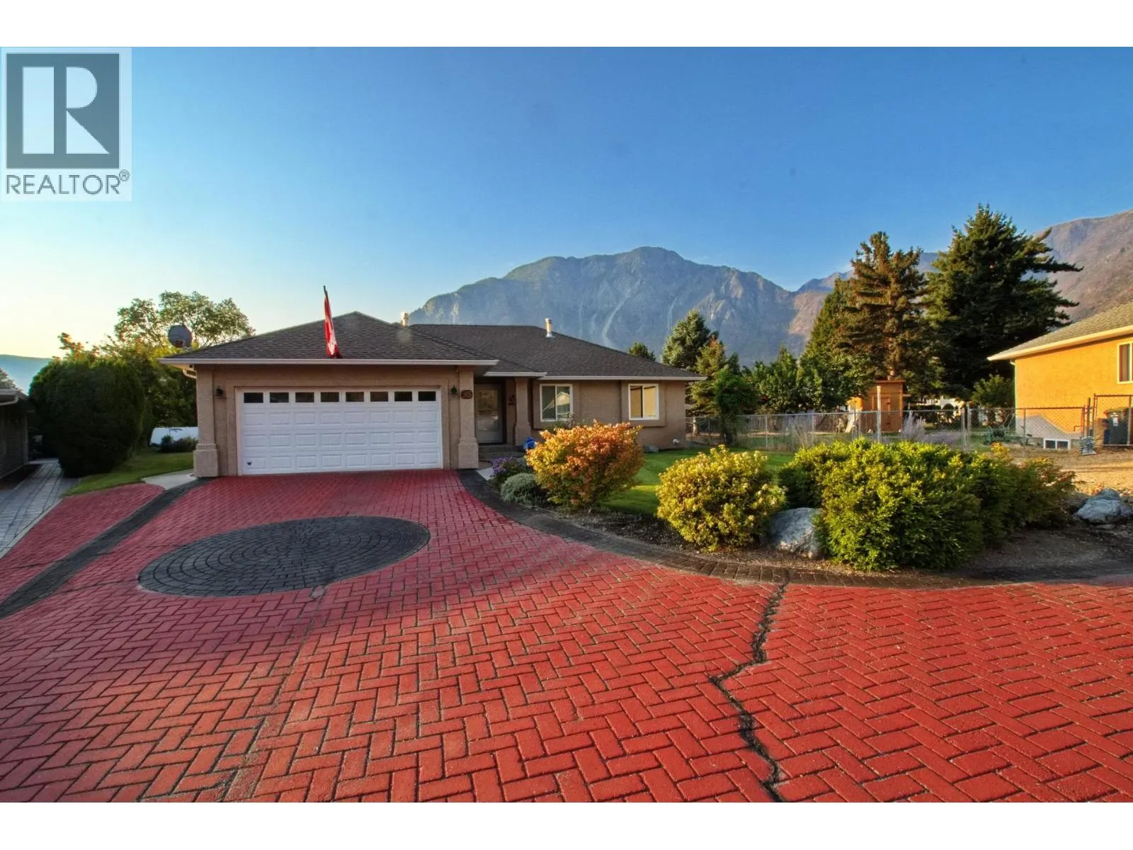 515 Vanderlinde Drive