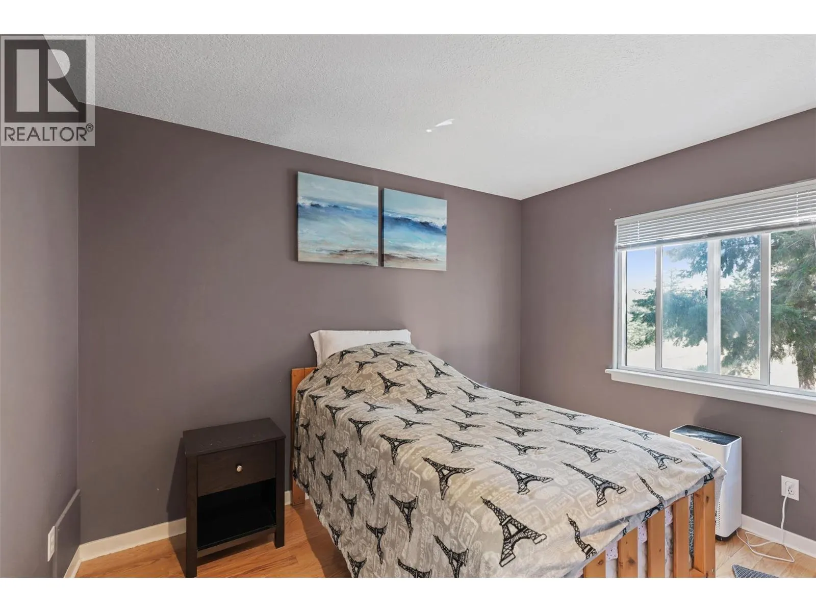 411 ABERDEEN Drive Unit# 25