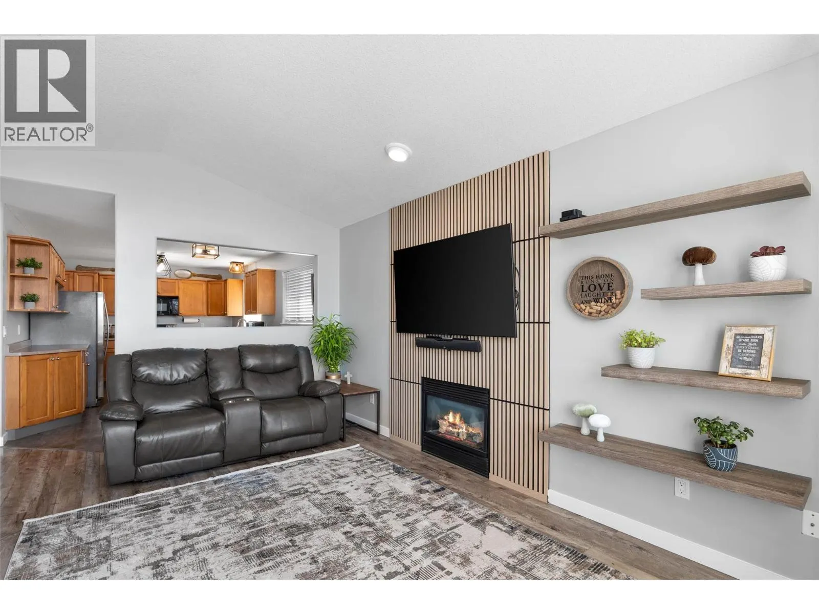 1126 Raven Drive