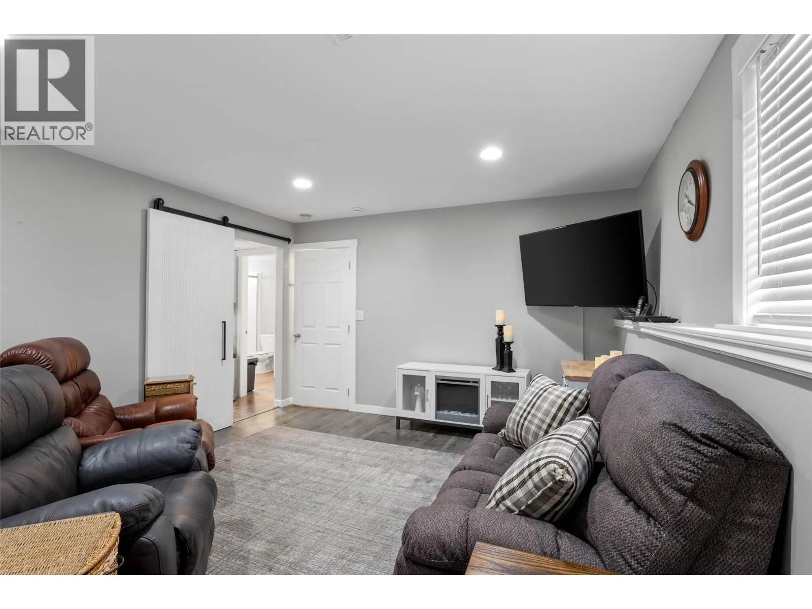 1126 Raven Drive