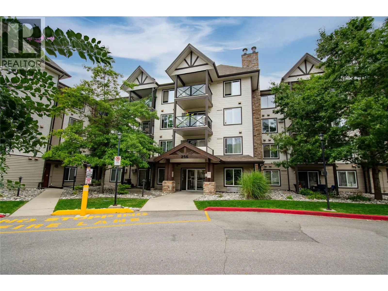 256 HASTINGS Avenue Unit# 309