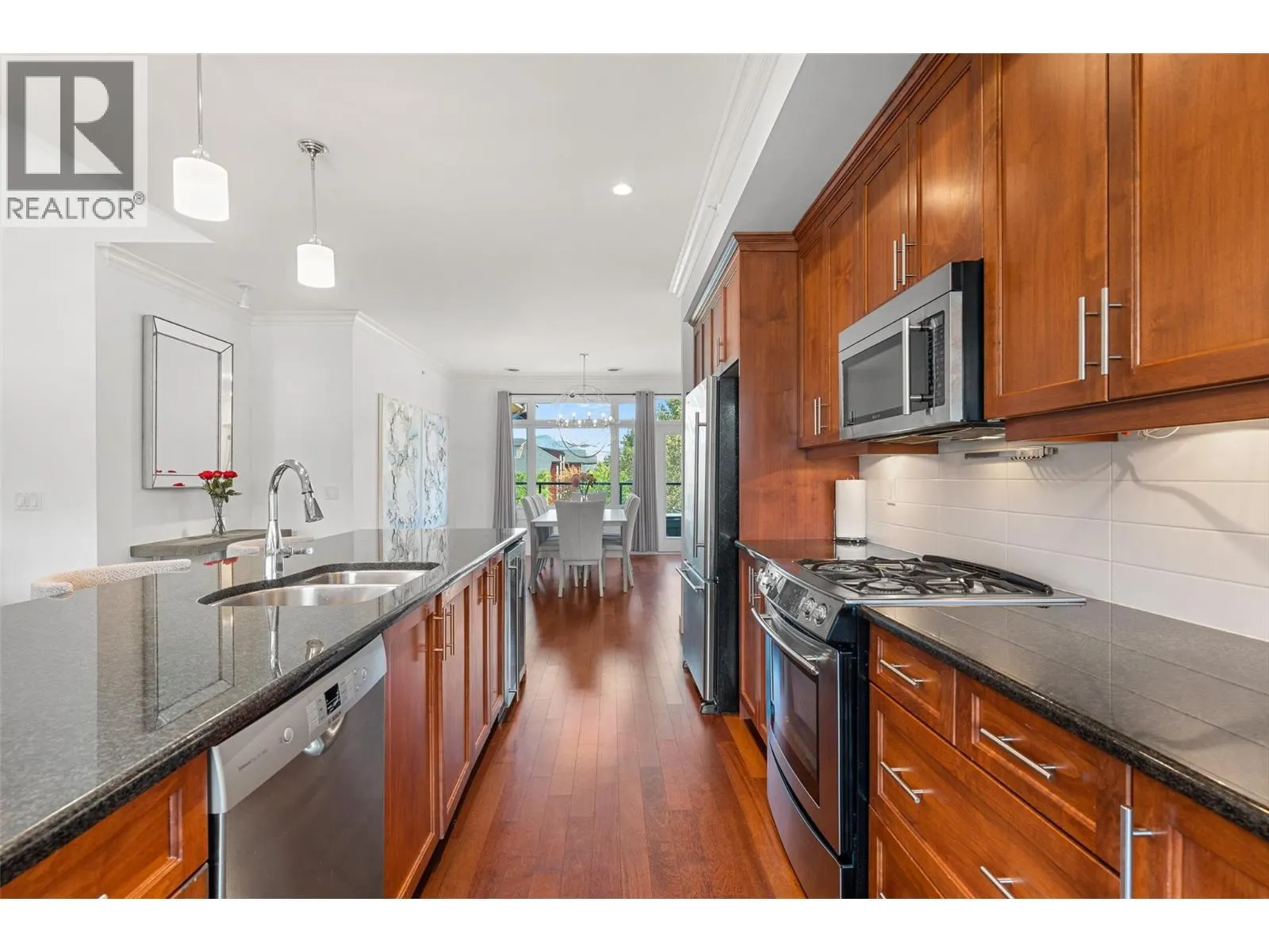 2901 Abbott Street Unit# 402