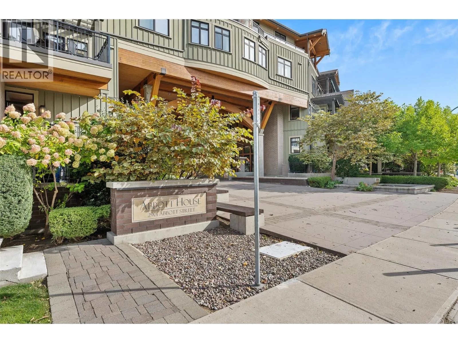 2901 Abbott Street Unit# 402