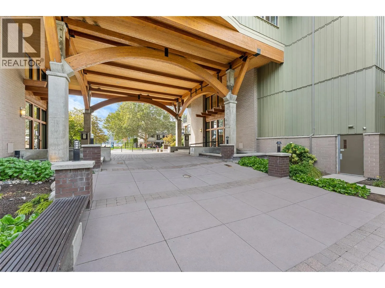 2901 Abbott Street Unit# 402