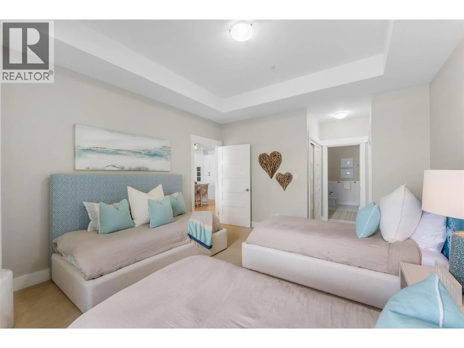 3880 Truswell Road Unit# 211