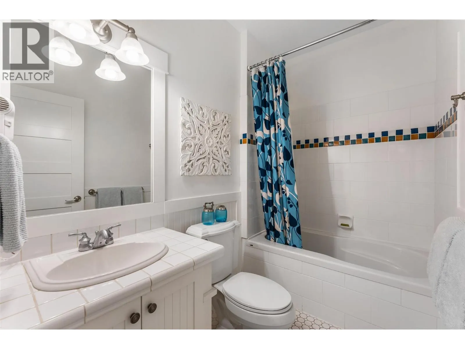 3880 Truswell Road Unit# 211