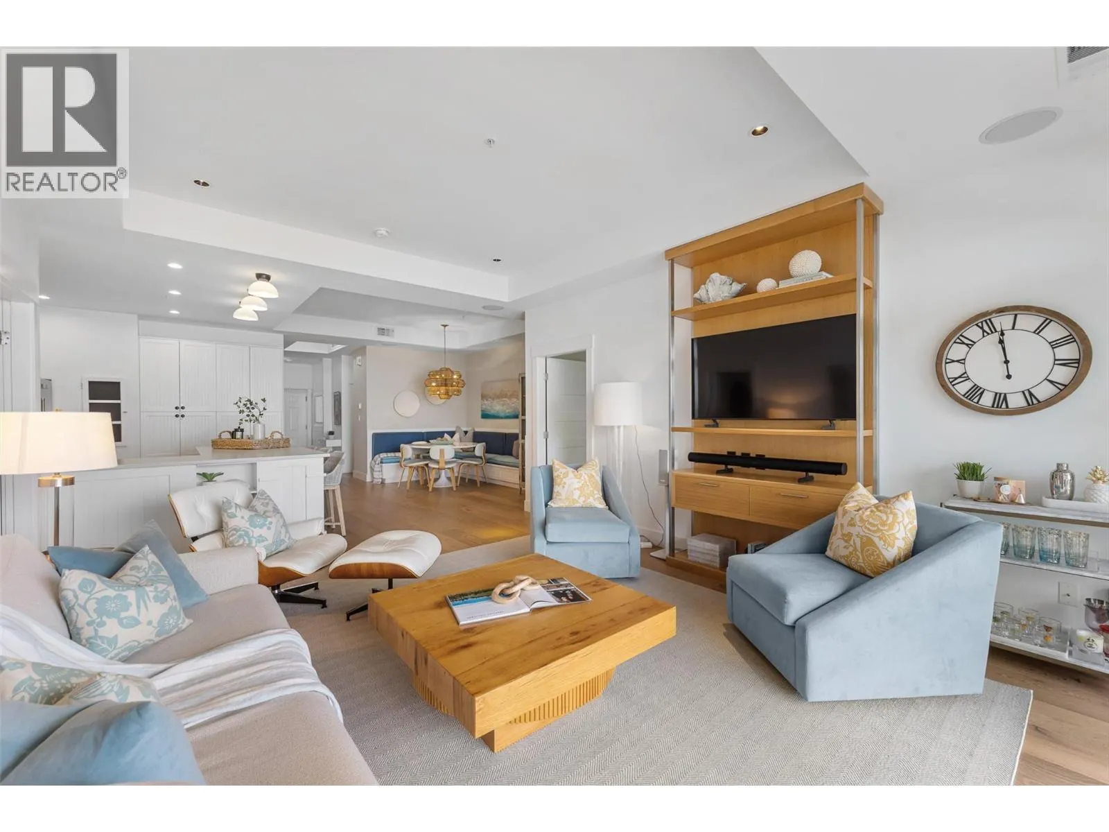 3880 Truswell Road Unit# 211