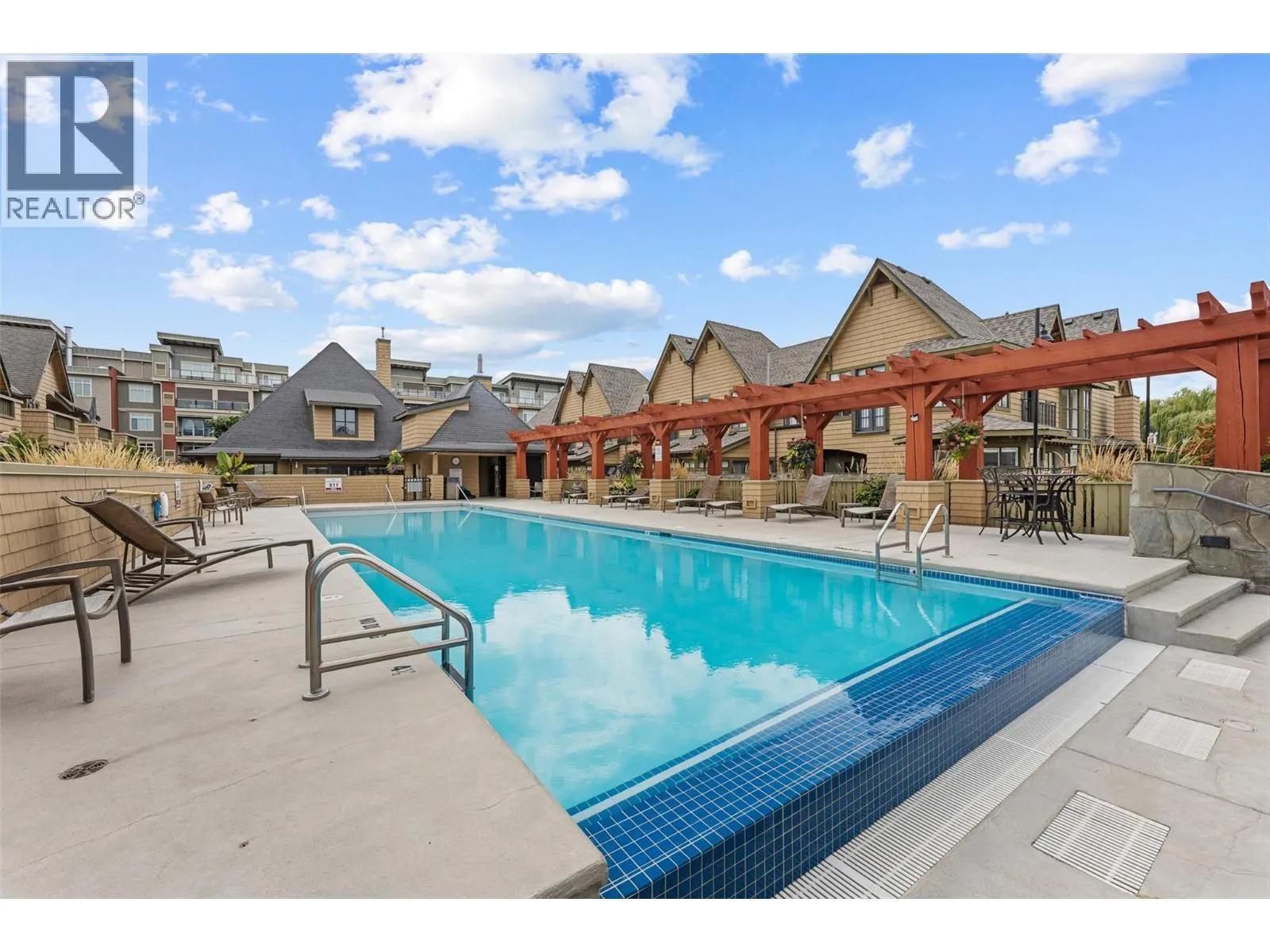 3880 Truswell Road Unit# 211