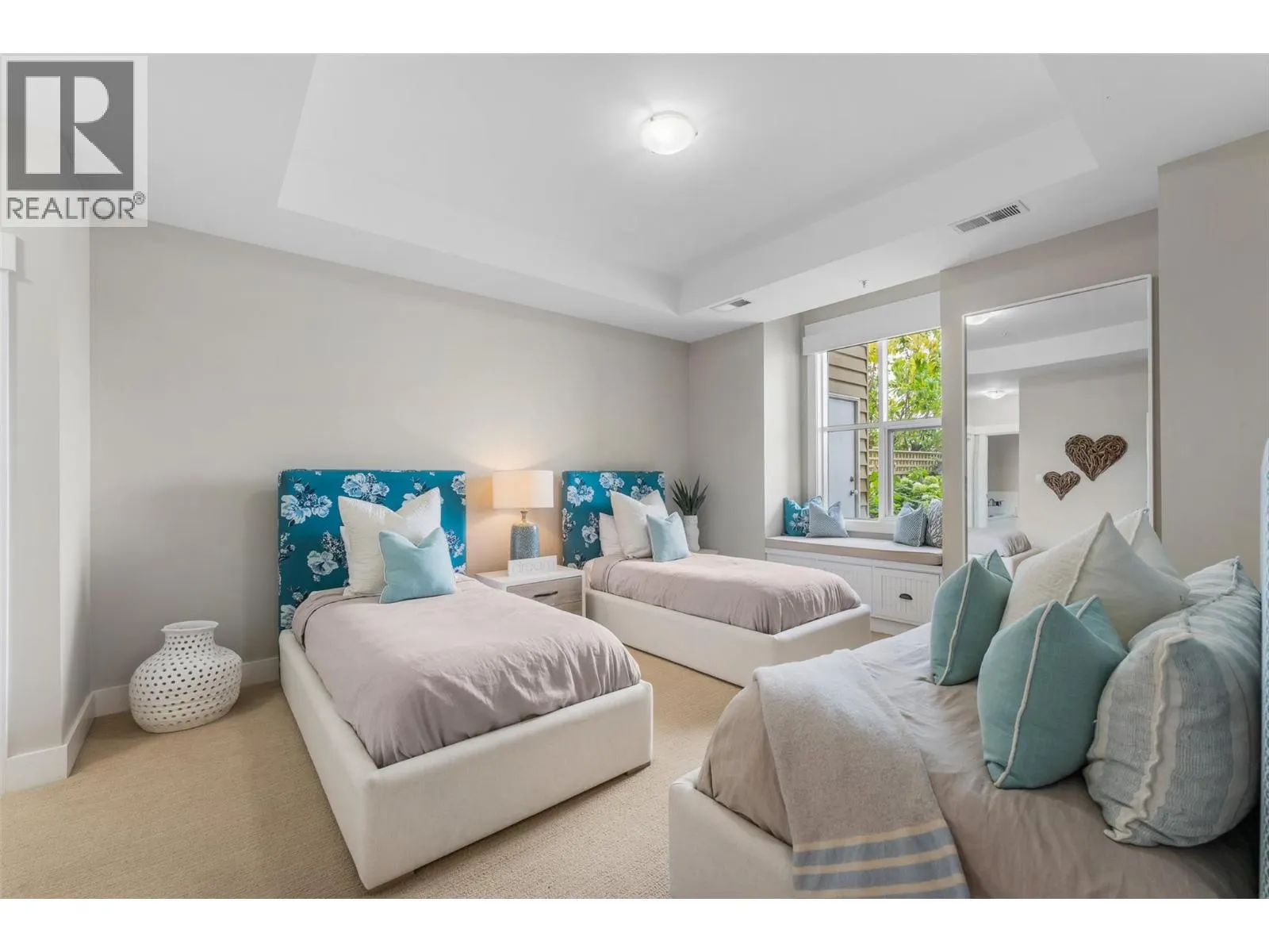 3880 Truswell Road Unit# 211