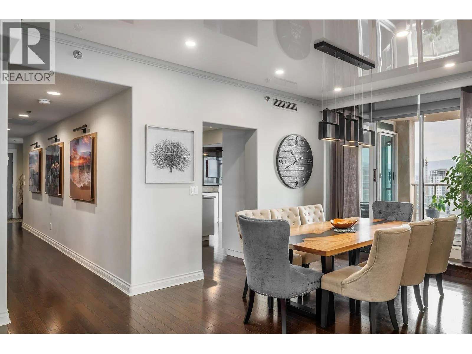 1152 Sunset Drive Unit# 1601