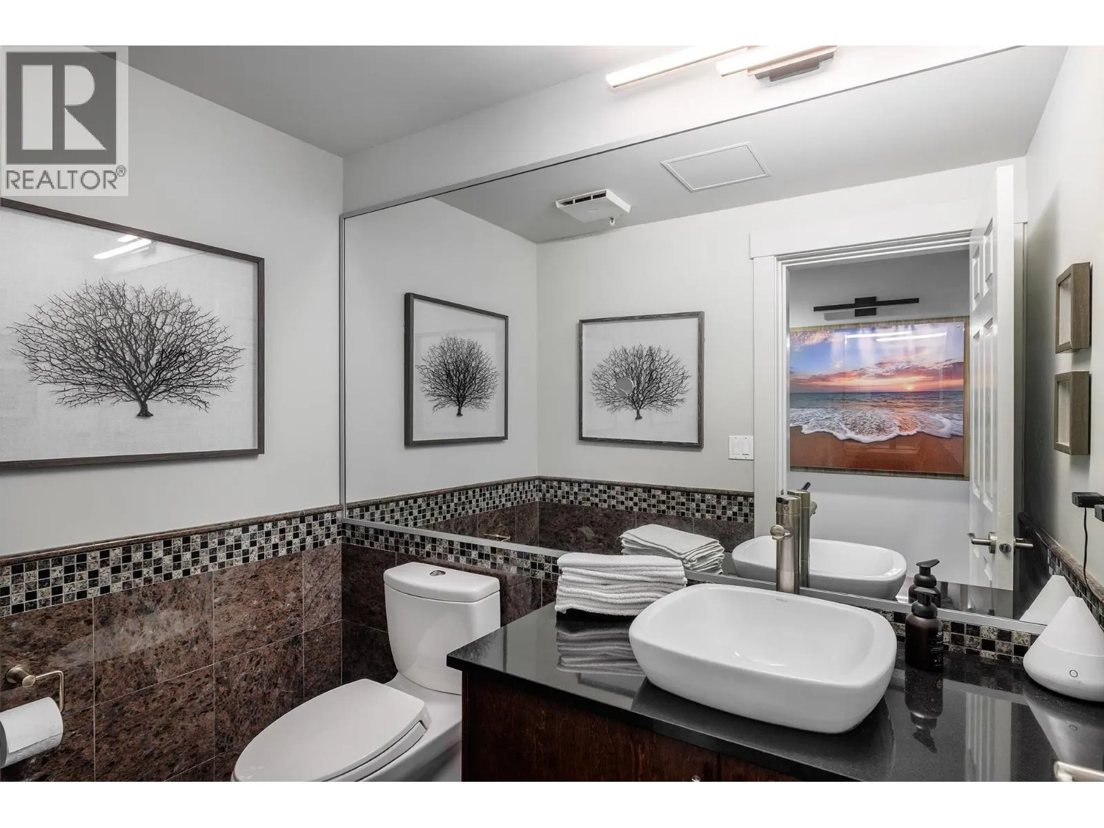1152 Sunset Drive Unit# 1601