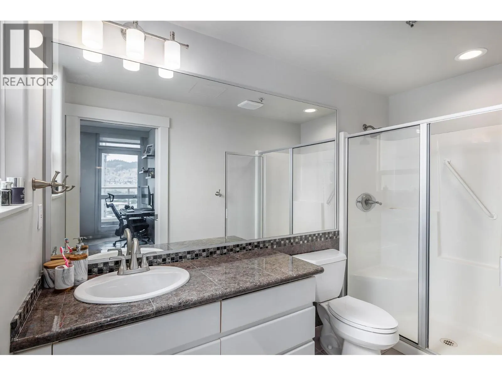 1152 Sunset Drive Unit# 1601